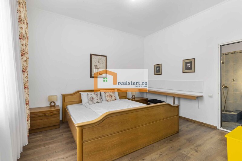 Breaza Cladire Multifunctionala - Ideal Investitie - 700mp cladire - 1590 mp teren